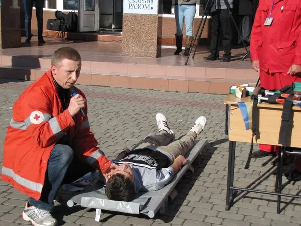 На площі Ринок провели навчання для жителів та гостей Івано-Франківська (Фото) — фото 6