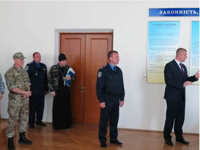 15 прикарпатських працівників ДАІ відправились в зону АТО. Серед них - одна жінка (Фото) — фото 1