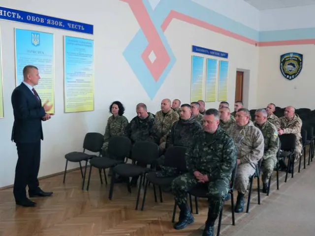 15 прикарпатських працівників ДАІ відправились в зону АТО. Серед них - одна жінка (Фото) — фото 2