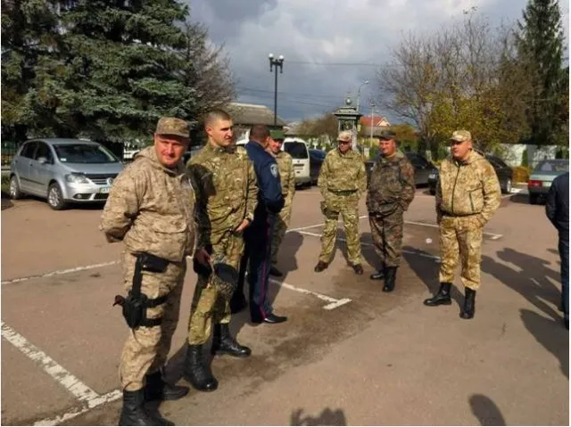 15 прикарпатських працівників ДАІ відправились в зону АТО. Серед них - одна жінка (Фото) — фото 3
