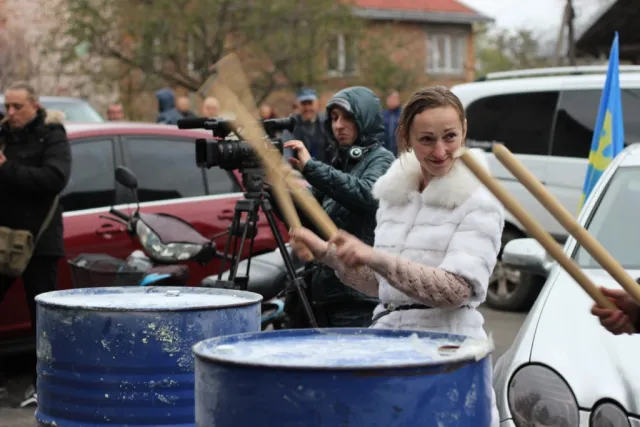 Прикарпатські активісти люструють головного лікаря (Фото) — фото 3