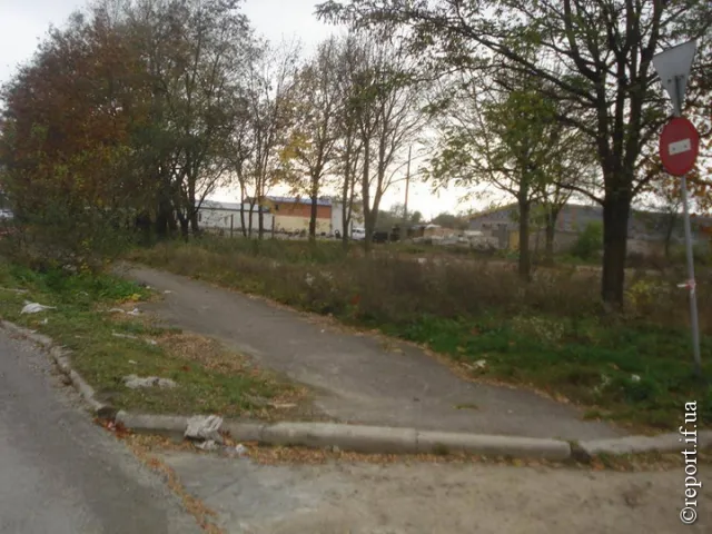 Велосипедисти досліджували вулицю Набережну — фото 1