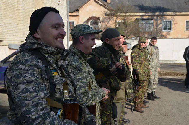 Івано-франківські правоохоронці поїхали на Схід у зону АТО (Фоторепортаж) — фото 2