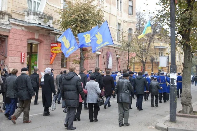 В Івано-Франківську урочистою ходою відзначили день створення ЗУНР (Фоторепортаж) — фото 3
