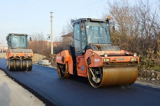 Повним ходом тривають роботи по капітальному ремонту вулиці Набережної (Фоторепортаж) — фото 3