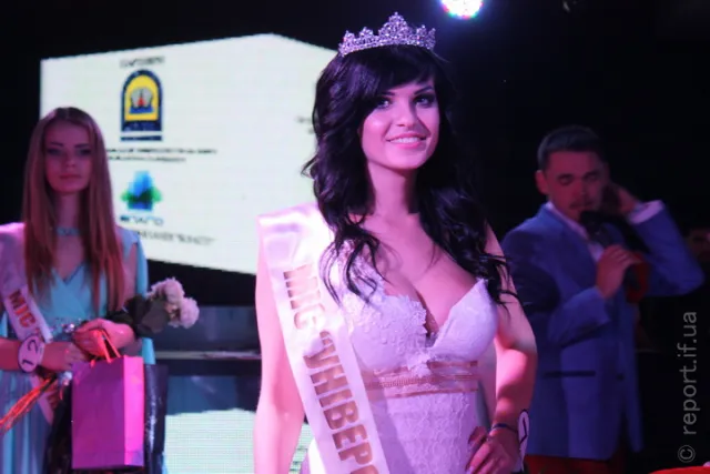 В Івано-Франківську відбувся конкурс краси «Міс університету» (Фоторепортаж) + (Відео) — фото 6