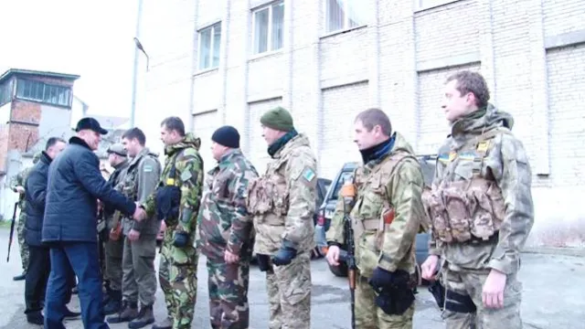 Франківські міліціонери-добровольці знову поїхали у зону АТО (Фото) — фото 2