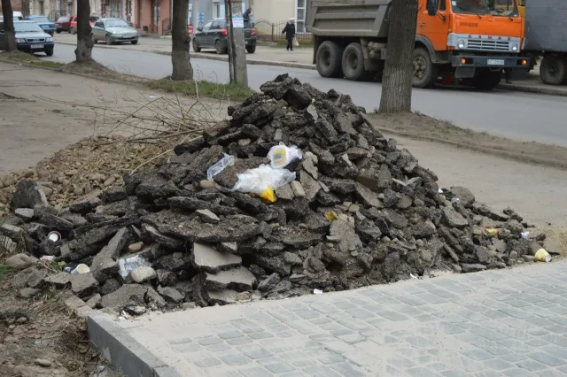 Заасфальтували одну із найпроблемніших вулиць міста - вулицю Манюха (Фоторепортаж) — фото 9