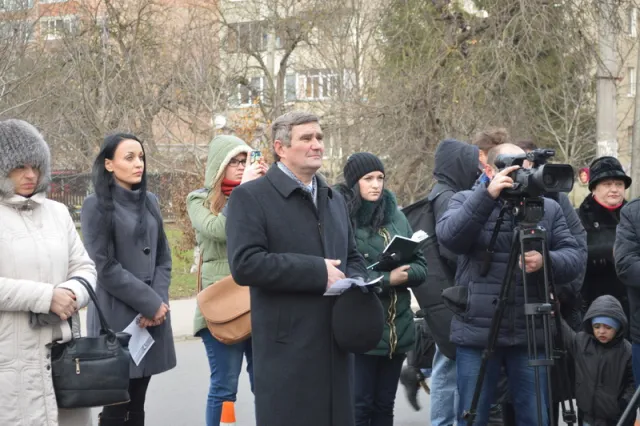 На Вовчинецькій встановили анотаційну дошку івано-франківському художнику Миколі Більчуку (Фоторепортаж) — фото 5