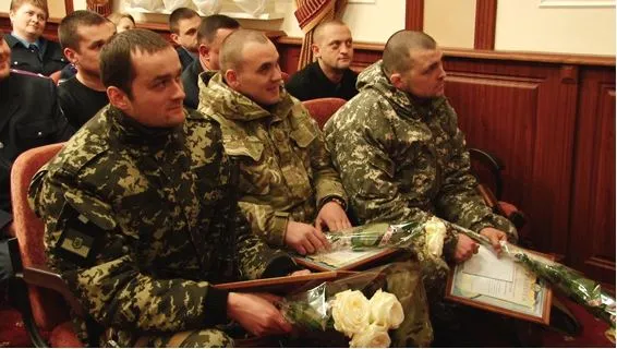 Івано-Франківські правоохоронці повернулися із східних регіонів України (Фото) — фото 2