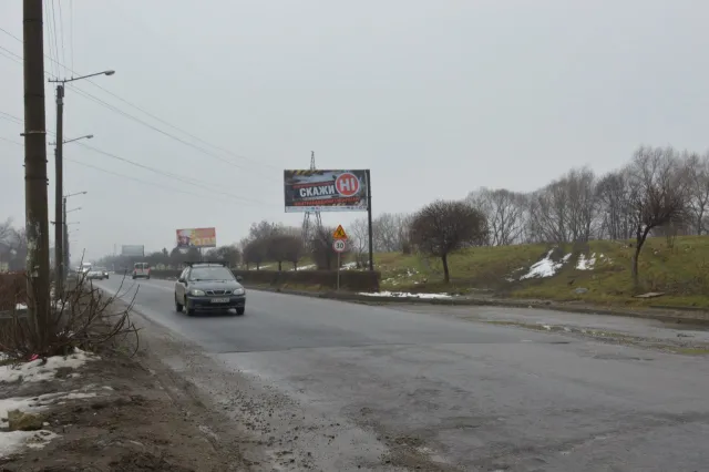 В Івано-Франківську вулиця Набережна офіційно відкрита для проїзду автотранспорту (Фоторепортаж) — фото 9