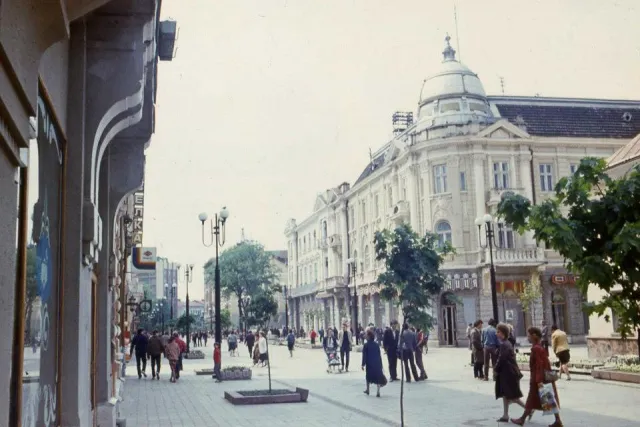 Франківськ 80-х. «Старі фотографії» від Ігора Роп'яника (Фото) — фото 11