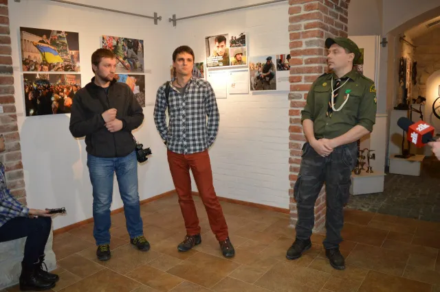 В «Бастіоні» відкрили виставку робіт загиблого героя Віктора Гурняка (Фоторепортаж) — фото 11