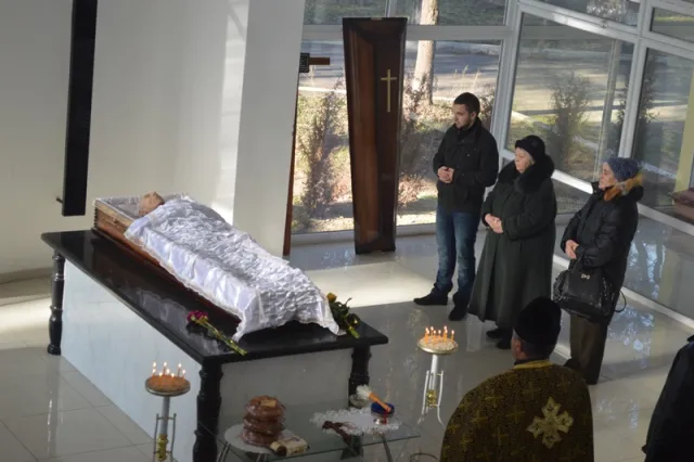 У Франківську попрощалися з Кравчуком, який віддав на Євромайдан 10 тисяч (Фото) — фото 4