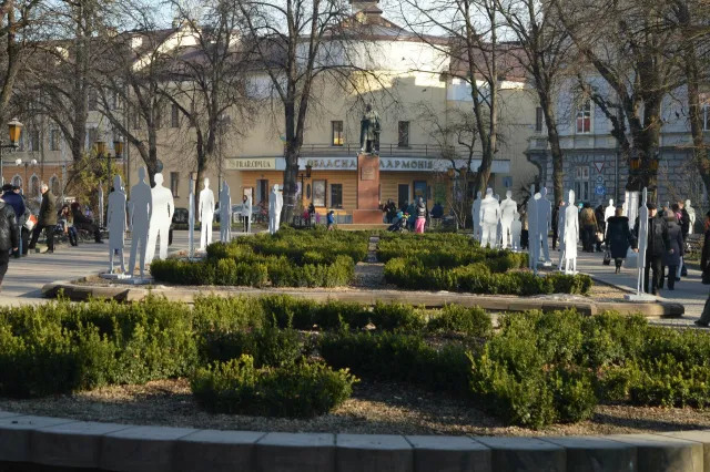 У центрі Франківська з'явилися «Невидимі» (Фоторепортаж) — фото 1