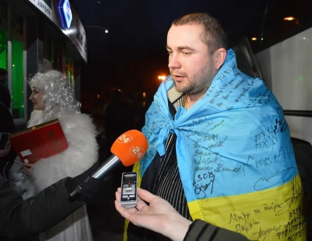 «Фронтовий вертеп-2015» на сході зустрічали зі сльозами на очах (Фото) — фото 4