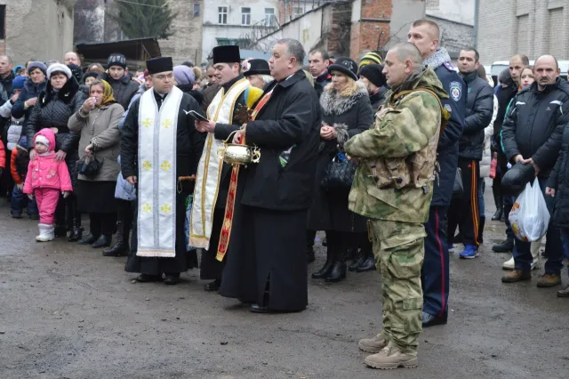 95 прикарпатських міліціонерів відправились у зону АТО (Фоторепортаж) — фото 8