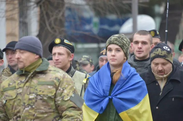В Івано-Франківську до Дня Соборності організували Марш єдності та «живий ланцюг» (Фоторепортаж) + (Відео) — фото 10