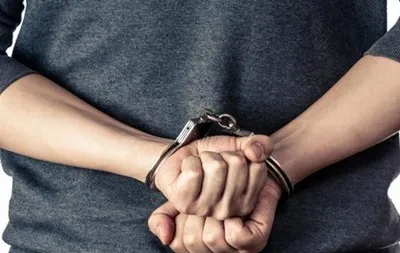 Міліціонери затримали львів'ян, котрі займалися «телефонними розводами» — фото 1