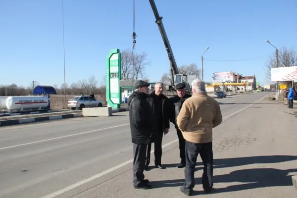 На Прикарпатті облаштовують блок-пости — фото 1