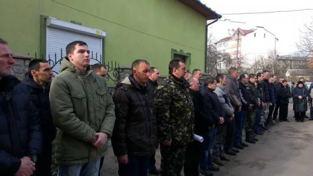 Ще 27 іванофранківців пішли служити до війська (фоторепортаж) — фото 4