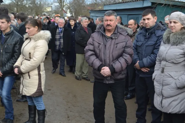 На Прикарпатті в останню дорогу провели «кіборга» Володимира Суслика (фоторепортаж) — фото 2