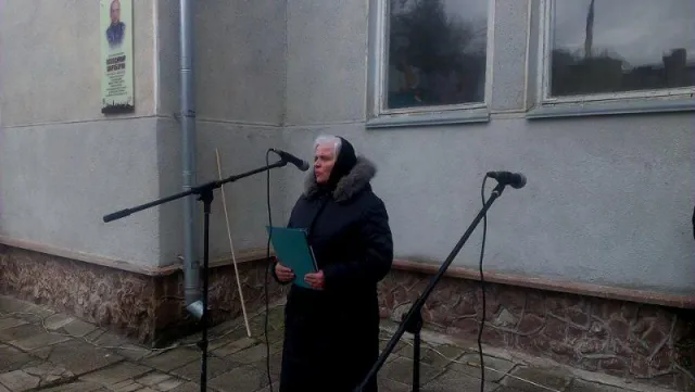 В Івано-Франківську відкрили пам'ятну дошку бійцю, який загинув на горі Карачун (фоторепортаж) — фото 12