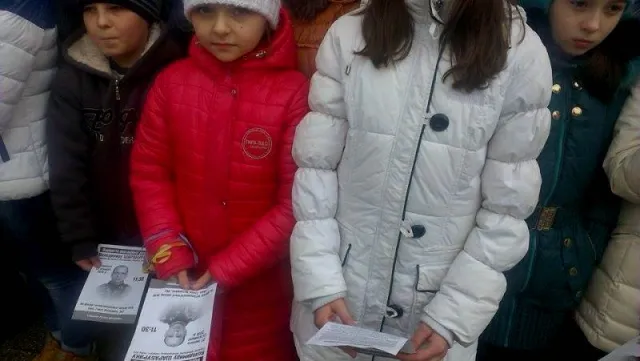 В Івано-Франківську відкрили пам'ятну дошку бійцю, який загинув на горі Карачун (фоторепортаж) — фото 16