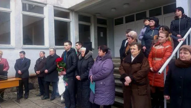 В Івано-Франківську відкрили пам'ятну дошку бійцю, який загинув на горі Карачун (фоторепортаж) — фото 4