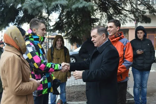 Біля Медичного університету відкрили нову велопарковку (фоторепортаж) — фото 3