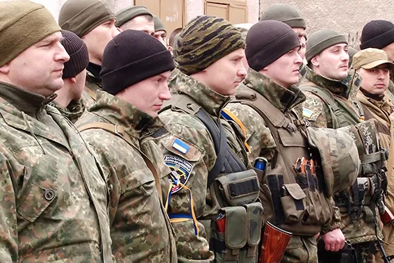 З Івано-Франківська на Схід вирушив загін правоохоронців (фото) — фото 4