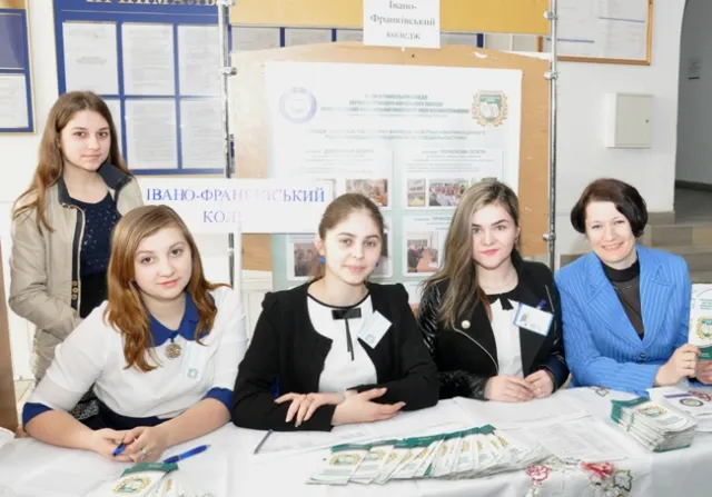 У ПНУ імені Василя Стефаника відбувся День вступника (фото) — фото 2