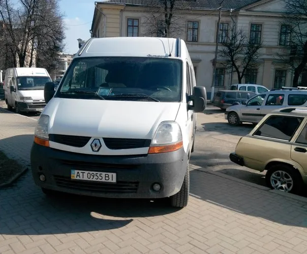 Жителів Франківська обурив кричущий випадок порушення правил дорожнього руху (фото) — фото 5