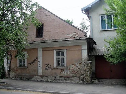 Замість пам'ятки архітектури у Франківську збудують черговий будинок? — фото 1