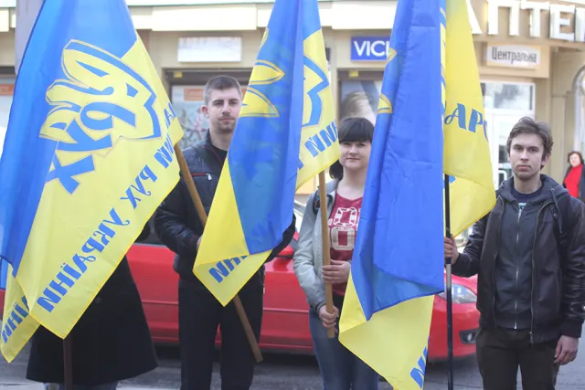 У Франківську вшанували річницю загибелі Чорновола (фото) — фото 2