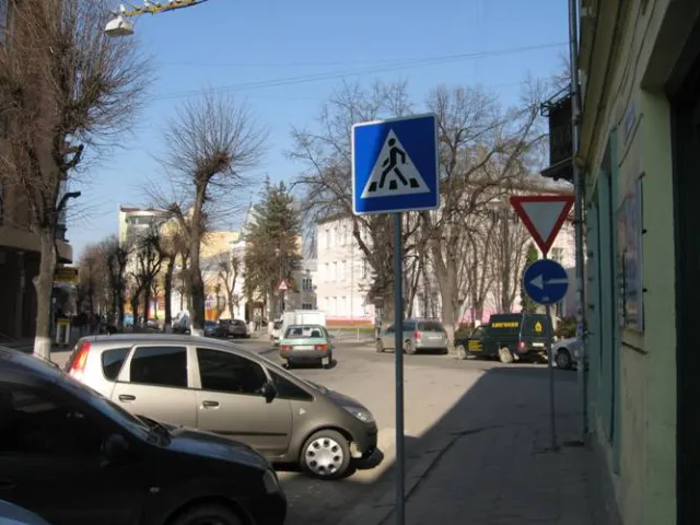 У Франківську з'явився авторагуль з "Божим благословенням" (фото) — фото 4