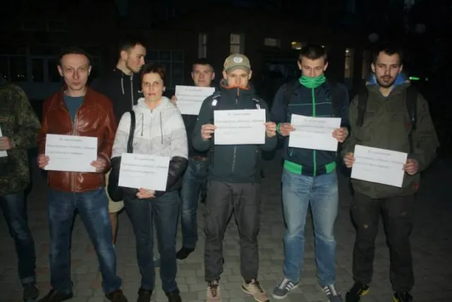 На Івано-Франківщині провели флешмоб «Я – бандерівець і цим пишаюсь» (фото) — фото 4