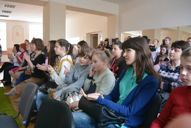 В Івано-Франківську обирали «Міс клубів-2015» (фоторепортаж) — фото 3