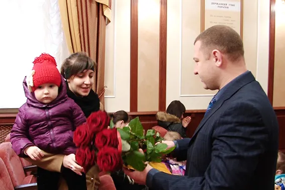 Родинам загиблих прикарпатських правоохоронців влаштували відпочинок у курортному містечку (фото) — фото 2