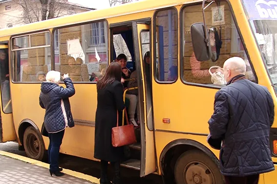 Родинам загиблих прикарпатських правоохоронців влаштували відпочинок у курортному містечку (фото) — фото 5