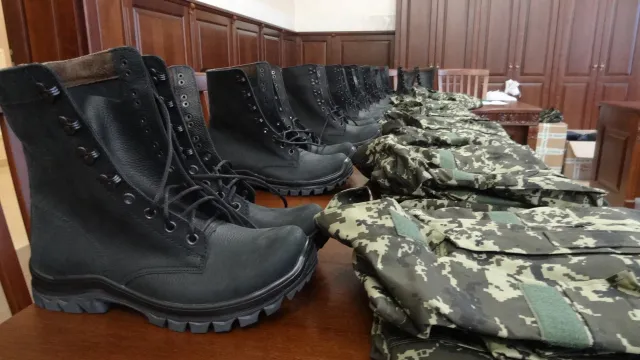 Івано-Франківська Архієпархія передала бійцям АТО допомогу (фото) — фото 1