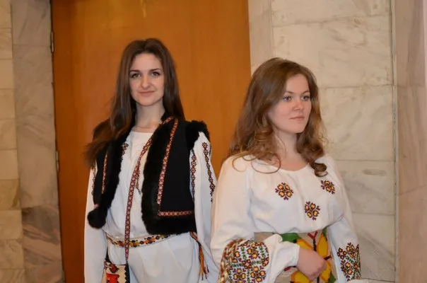 В Івано-Франківську відбулось урочисте відкриття виставки «Мистецький Великдень» (фото) — фото 13