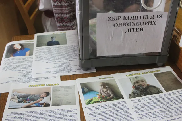 На продажі писанок назбирали понад 4 тисячі гривень онкохворим дітям (фоторепортаж) — фото 4