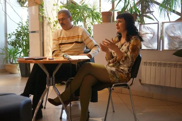 Ольга Деркачова презентувала у франківській книгарні «Є» новий роман «Коли прокинешся» (фото) — фото 5