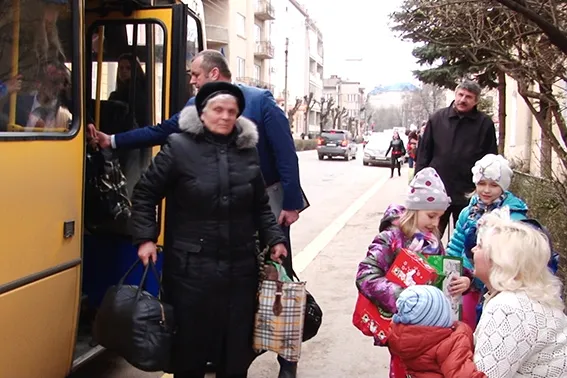 Родини загиблих прикарпатських правоохоронців повернулися з відпочинку на Закарпатті (фото) + (відео) — фото 1