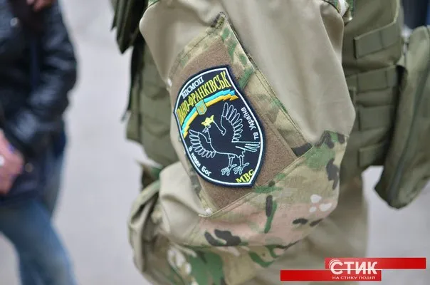 З Франківська у зону АТО відправилася чергова група міліціонерів (фото) — фото 1