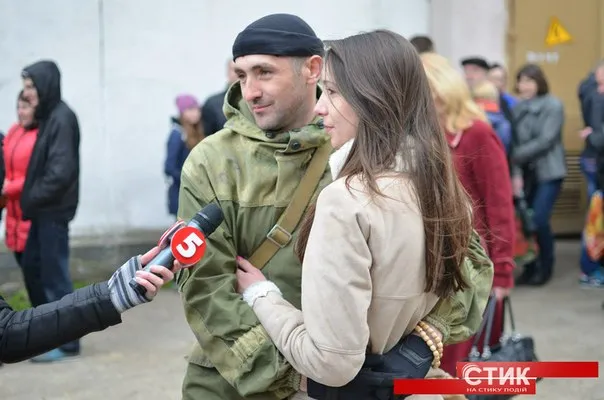 З Франківська у зону АТО відправилася чергова група міліціонерів (фото) — фото 2