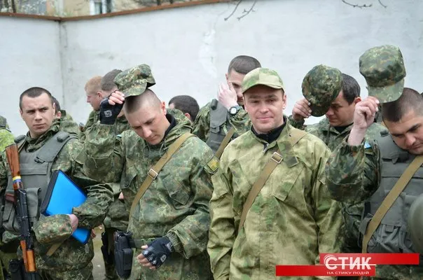 З Франківська у зону АТО відправилася чергова група міліціонерів (фото) — фото 11
