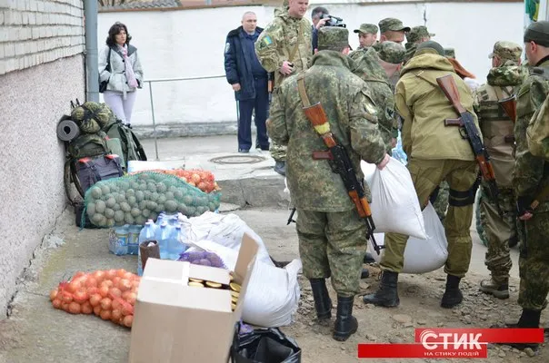 З Франківська у зону АТО відправилася чергова група міліціонерів (фото) — фото 18