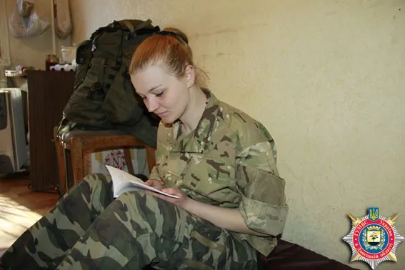 Дівчина-міліціонер з Франківщини відзначилася у зоні АТО (фото) — фото 4